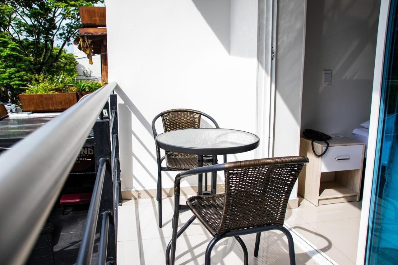Hotel Granada Loft Cali Esterno foto